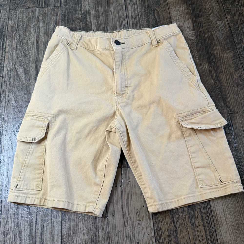 Wrangler Cargo Shorts For Boys Tan Excellent Condition Size 18